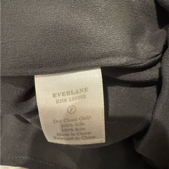 Everlane Clean Silk Cami dark gray - Picture 8 of 8